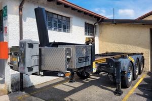 semirimorchio portacontainer ribaltabile 20' chiav