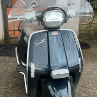 LAMBRETTA V200 Special 2021
