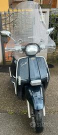 LAMBRETTA V200 Special 2021