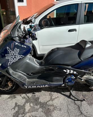 Yamaha t max
