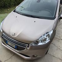 Peugeot 208 1.2 82 CV Allure 5p