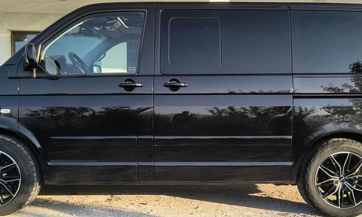 VOLKSWAGEN Multivan 2.5 TDI/174CV 4motion Highline