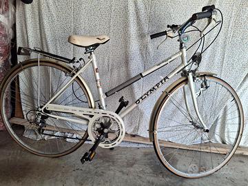 Bici da Città Donna Olympia Superleggera 28" Vinta