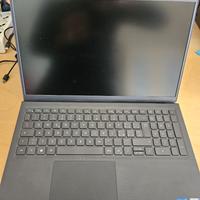 Notebook Dell Vostro 3510 -i7, 16GB, 512SSD, Win11