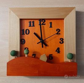 Orologio analogico in legno massello 24X24 cm