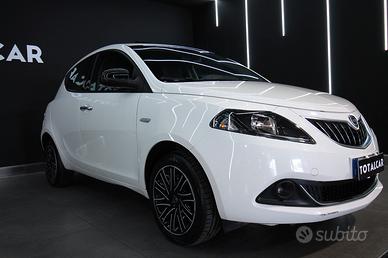 LANCIA YPSILON 1.0 70 CV HYBRID GOLD