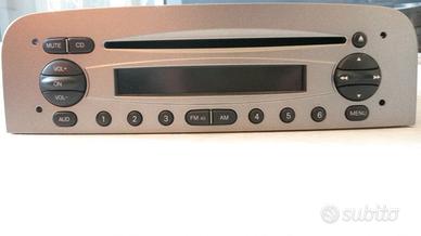 Autoradio originale con lettore CD