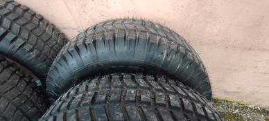 Gomme a cerchi per trattorino