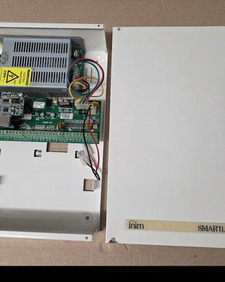 Centrale allarme INIM Smart Living 1050