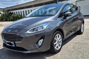 FORD FIESTA 1.1 BENZINA NEOPATENTATI PERFETTA
