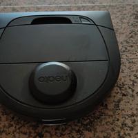 ROBOT ASPIRAPOLVERE NEATO