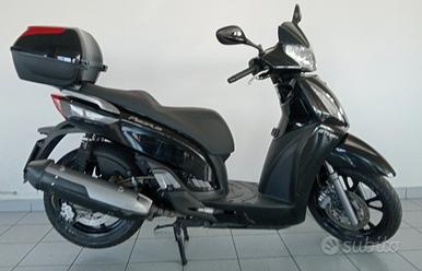 Kymco People 300i usata in vendita in Lombardia