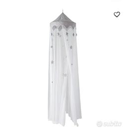 Box led, tappeto, zanzariera e mensolina cameretta