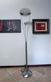 Lampada da terra  con lampada da lettura