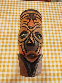 Maschera tribale africana in legno 