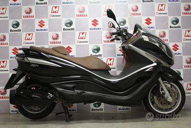 Piaggio X 10