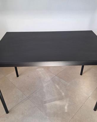 Tavolo IKEA rettangolare