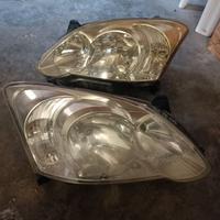 fari anteriori TOYOTA Corolla
