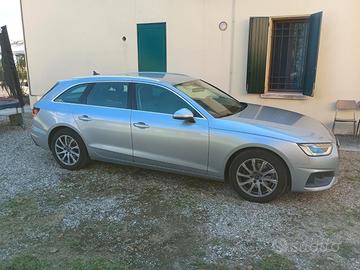AUTO A4 AUDI