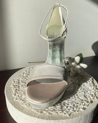 scarpe da sposa in raso. N 40