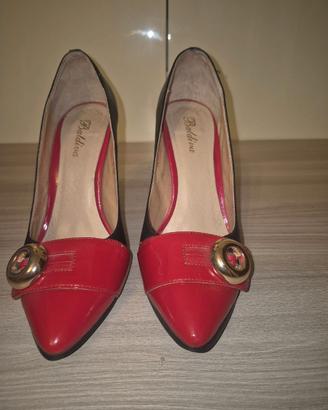 Scarpe dai colori vivaci in pelle vera