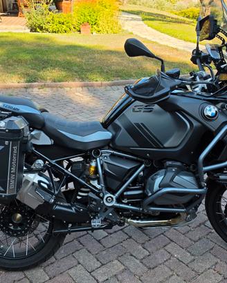 BMW GS 1250 Adventure Triple Black