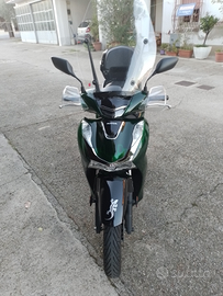 Honda sh150 vetro km6900