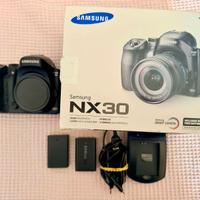 Samsung NX30