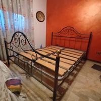 Letto in ferro battuto matrimoniale