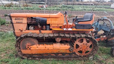 Trattore a cingoli Fiat 605C
