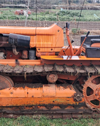 Trattore a cingoli Fiat 605C