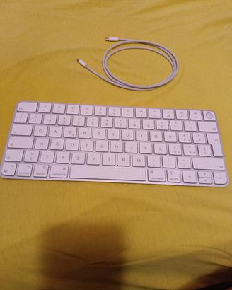 magic keyboard touch id 