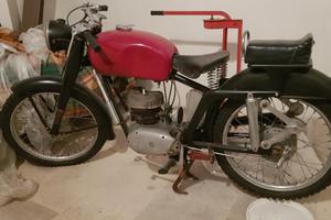 Moto d'epoca Meccanica Verghera Agusta