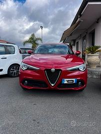 Alfa Romeo Stelvio 2.2 Turbodiesel 180 CV AT8 Q4 B