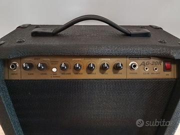 amplificatore per chitarra elettrica