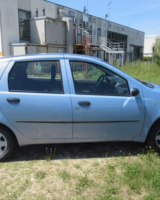 FIAT PUNTO 1200 5 porte BENZINA/METANO