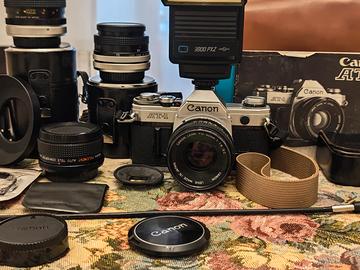 Canon AT-1 + obbiettivi e accessori 