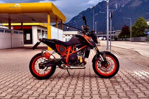Ktm 690 duke R