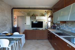 Appartamento trilocale arredato