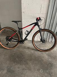 Bici cross country carbonio