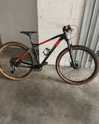 Bici cross country carbonio