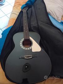 chitarra acustica 