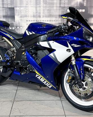 Yamaha YZF R1
