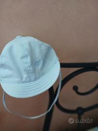 cappellino neonato misura 40 ricamati 2 pesciolini