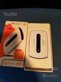 HUAWEI E5251 ROUTER MODEM WIFI 3G 42.2Mbps bianco