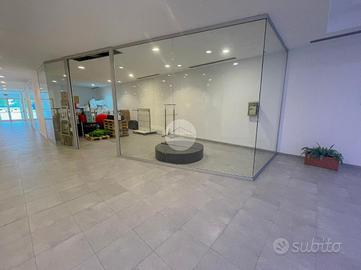 NEGOZIO A BAGNOLO CREMASCO