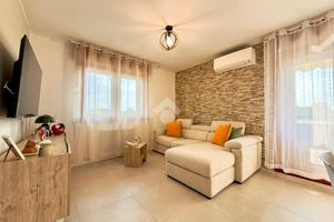 3 LOCALI A CAMPOFORMIDO