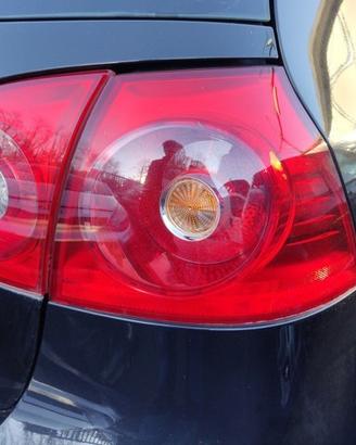 Fanale posteriore dx VOLKSWAGEN GOLF 5 2005