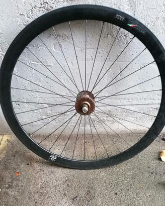Ruota bici corsa