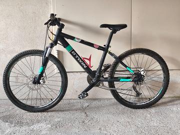 Mountain bike Rockrider B’Twin 700 MTB 24”